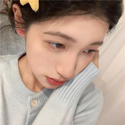 呢个校园选乜鬼海报